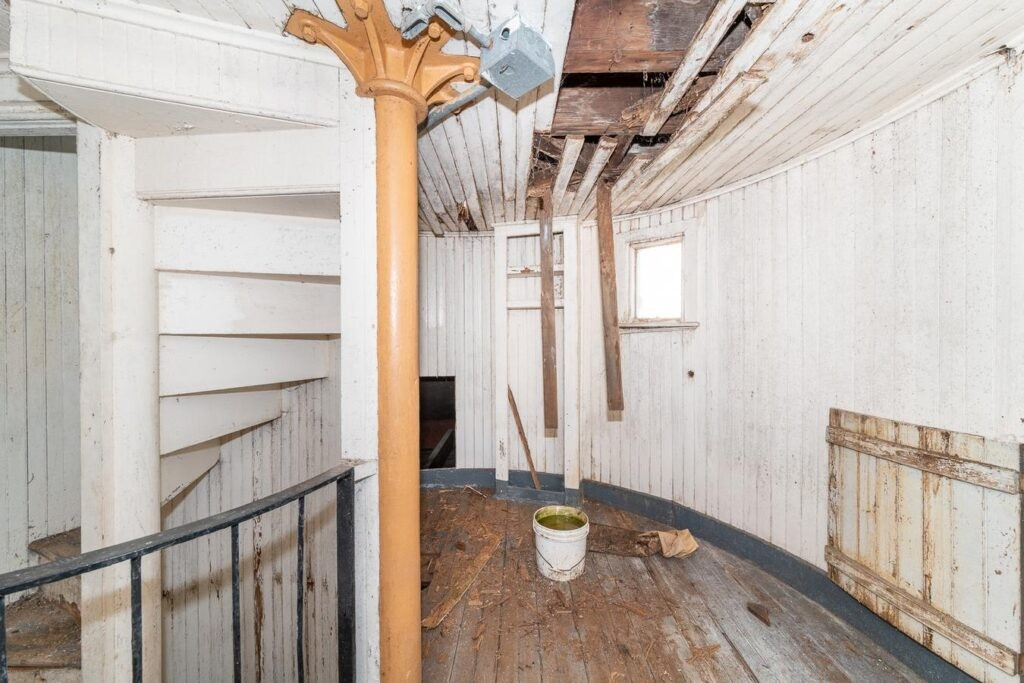 An interior photo of Craighill Light, from its auction listing in 2023.