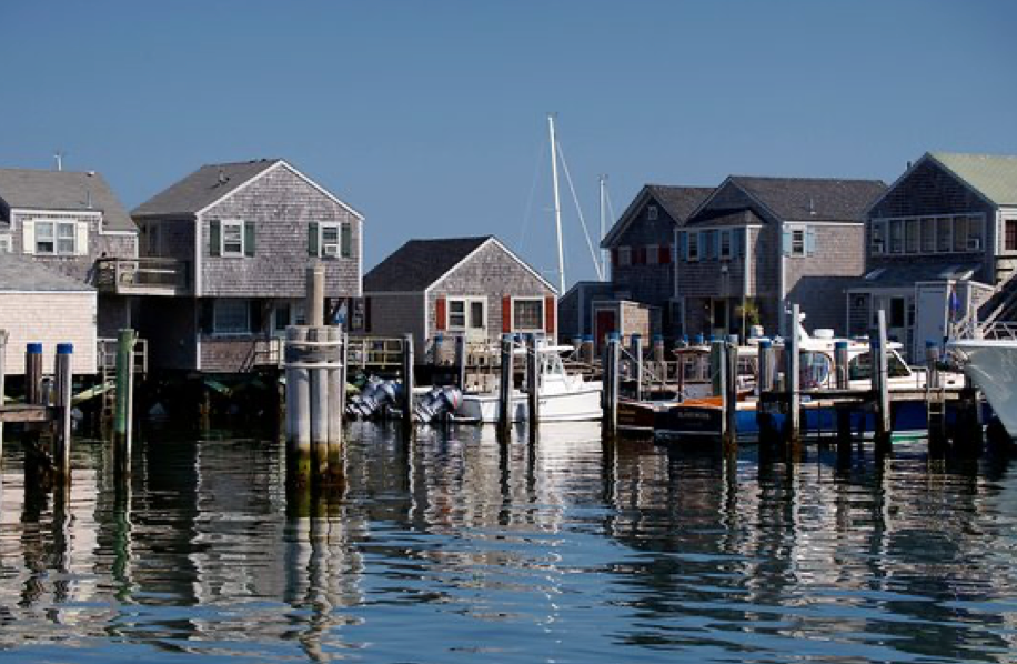 Nantucket cottages, Nantucket waterfront cottages