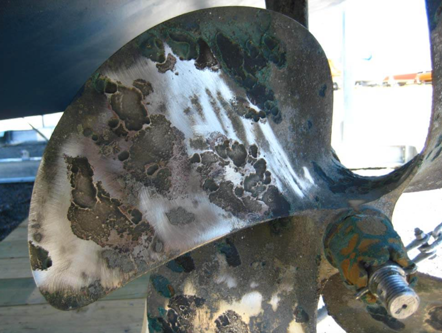 corroded propeller, galvanic corrosion on a boat propeller