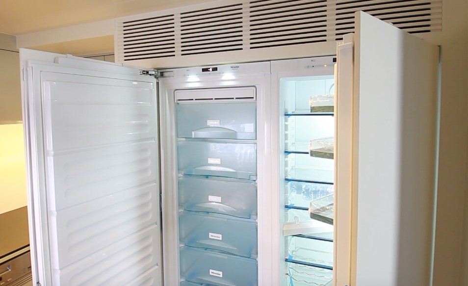 Salon fridge