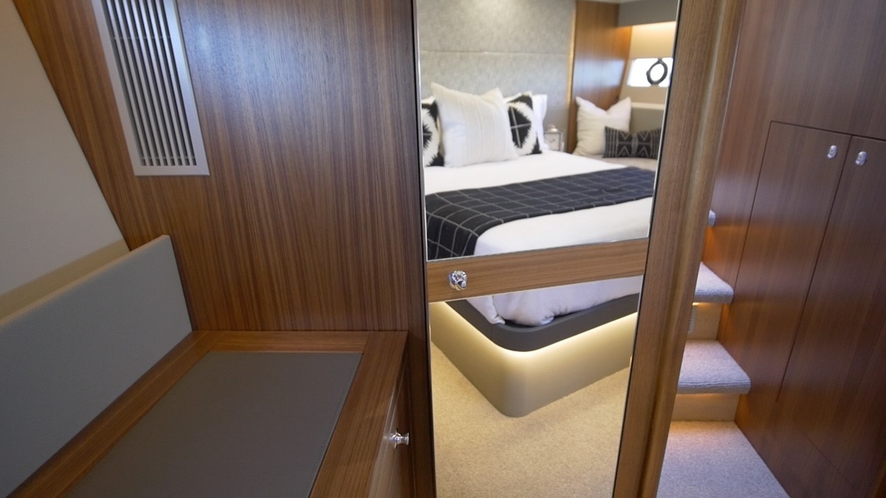 Full lengthed mirror