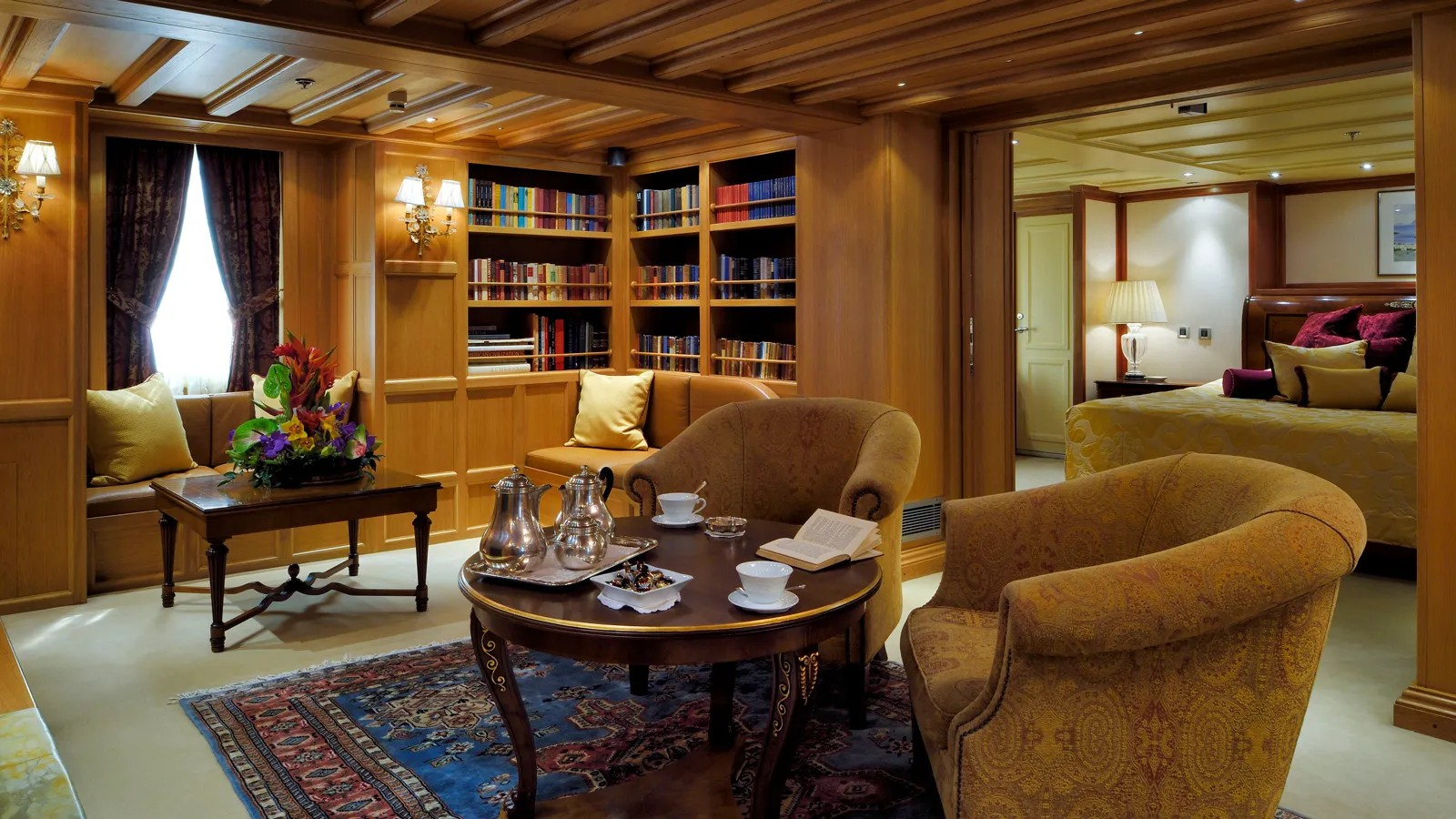99m Iconic Hollywood Motor Yacht Christina O - interior, sitting