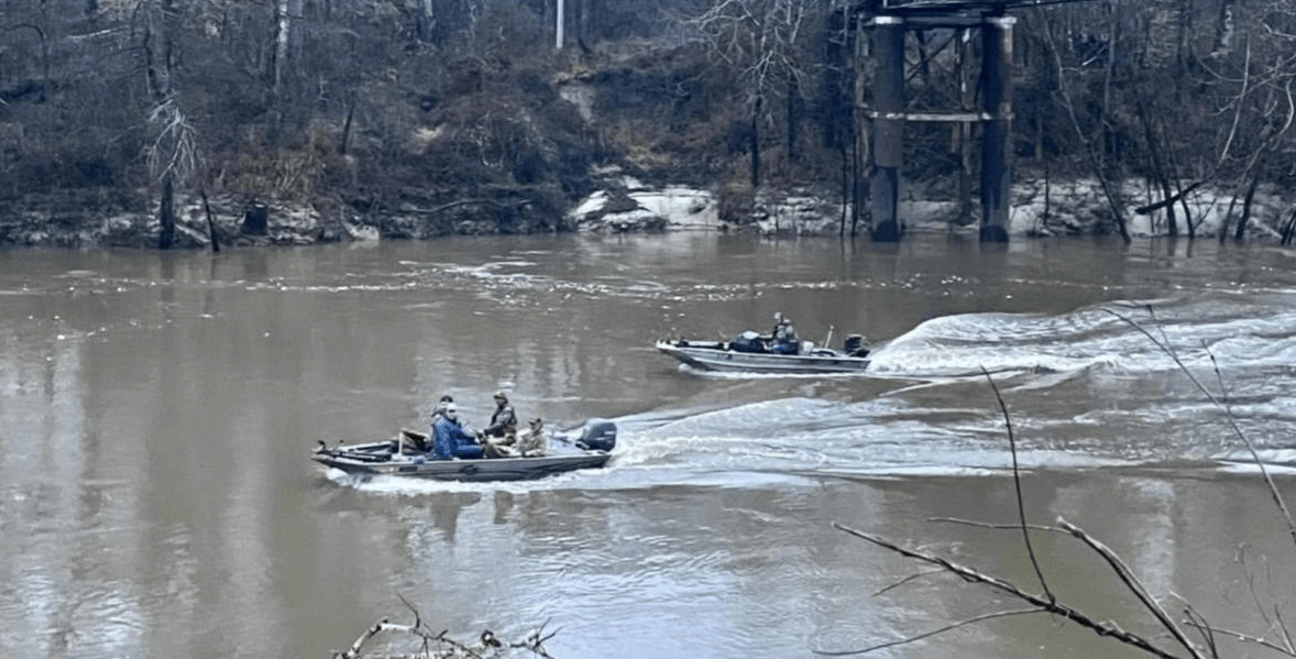 Accidents of the week, Boat Fire, Grounding, USCG, Drownings, Rescue Efforts