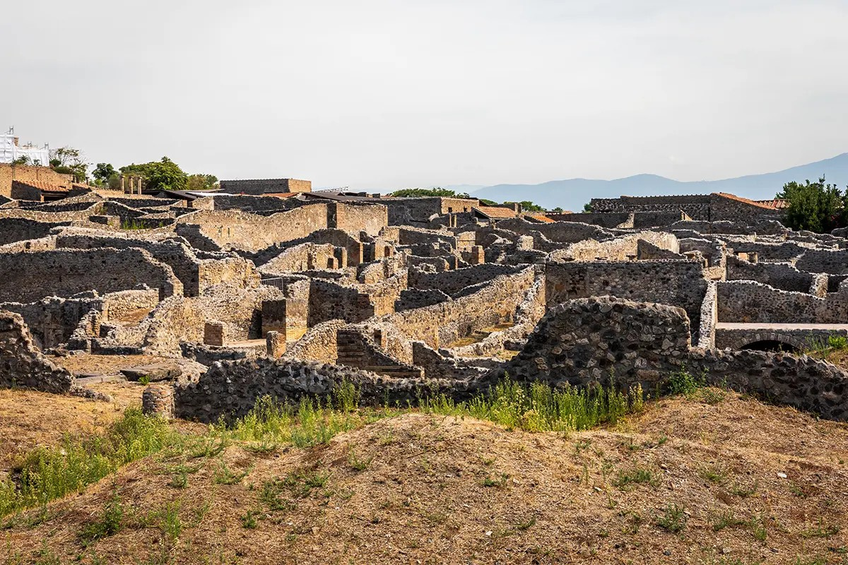Amalfi Coast - Pompeii and Sorrento