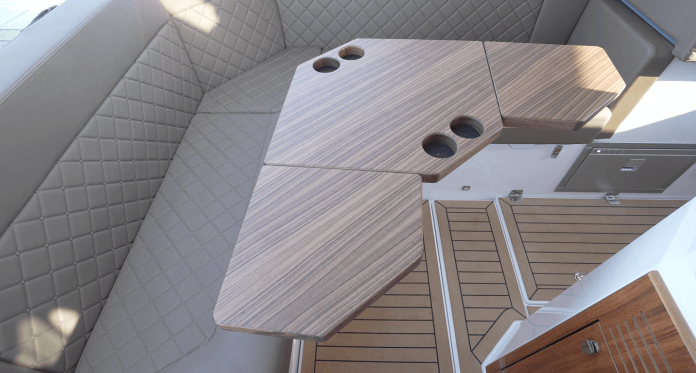 Aquador 250 HT dining table