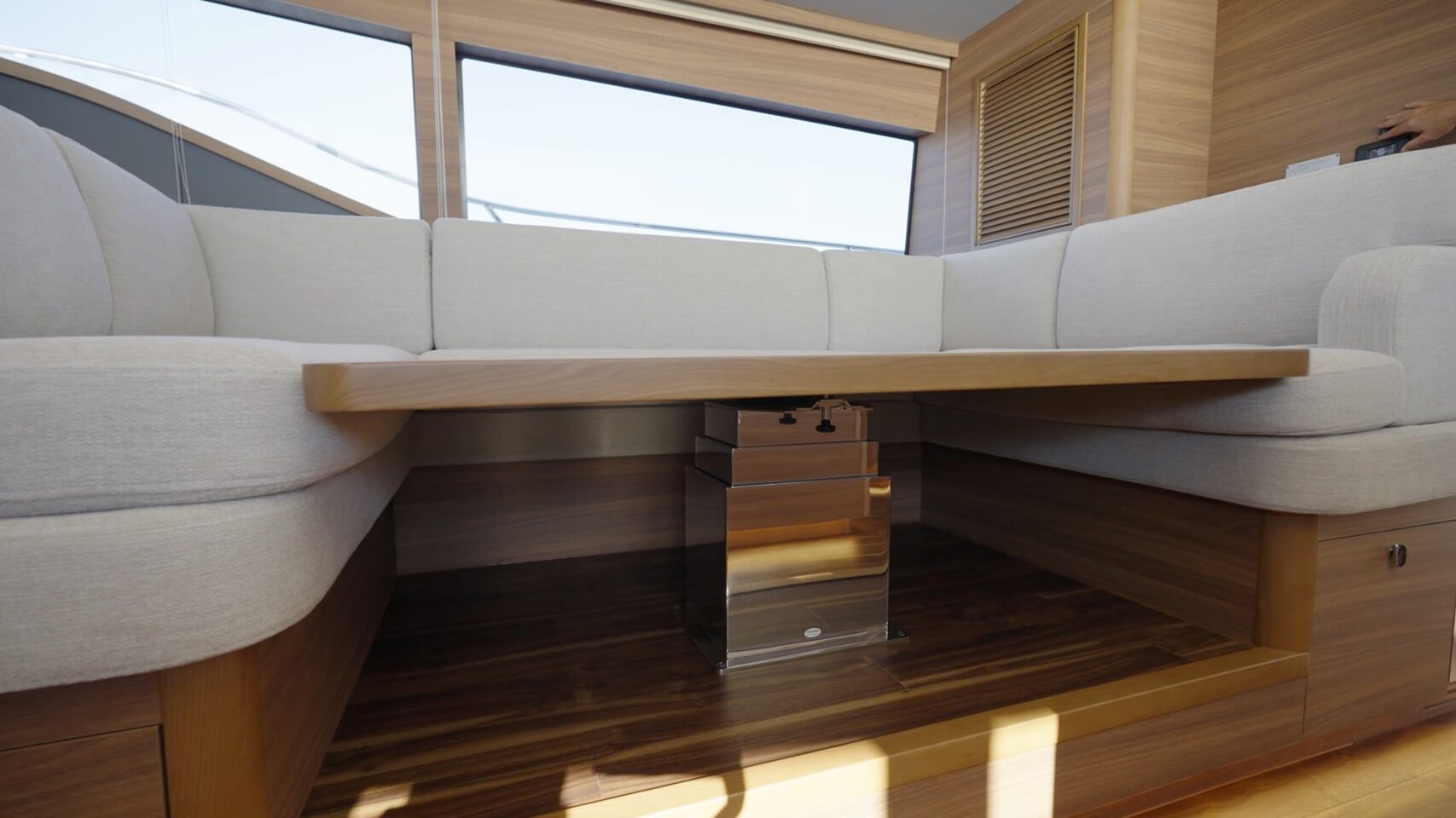 Aquila 46 Powercat hi-lo dinette table lowers for extra berth