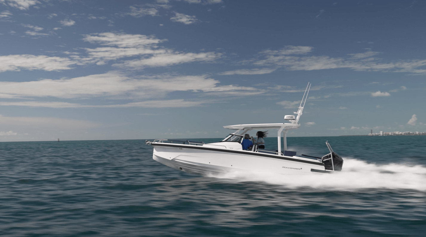 Axopar 29 Sun Top running