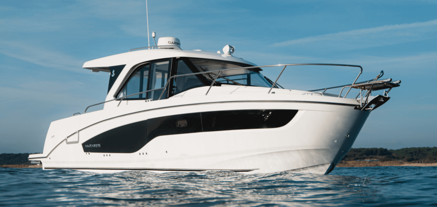 Beneteau Antares 9