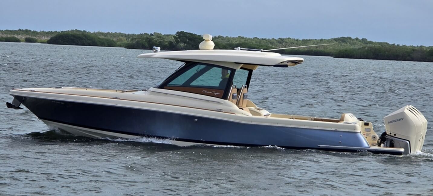 Chris Craft 35 Calypso on the water