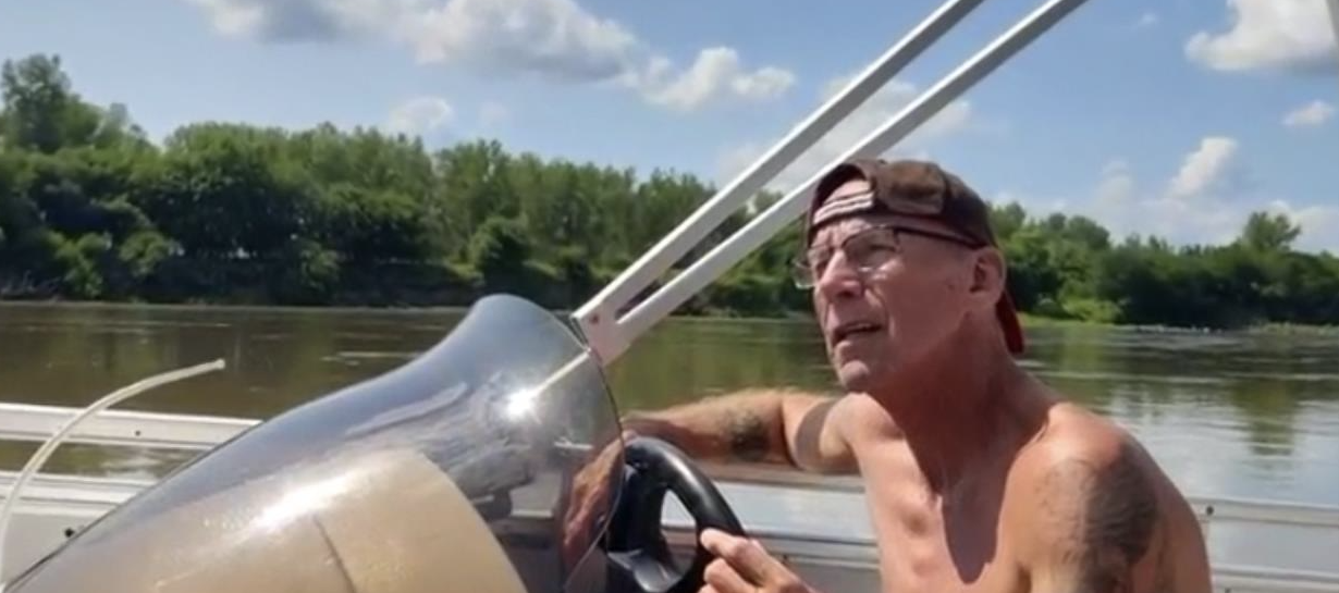 Accidents of the week, Boat Fire, Grounding, USCG, Drowinings, Rescue Efforts