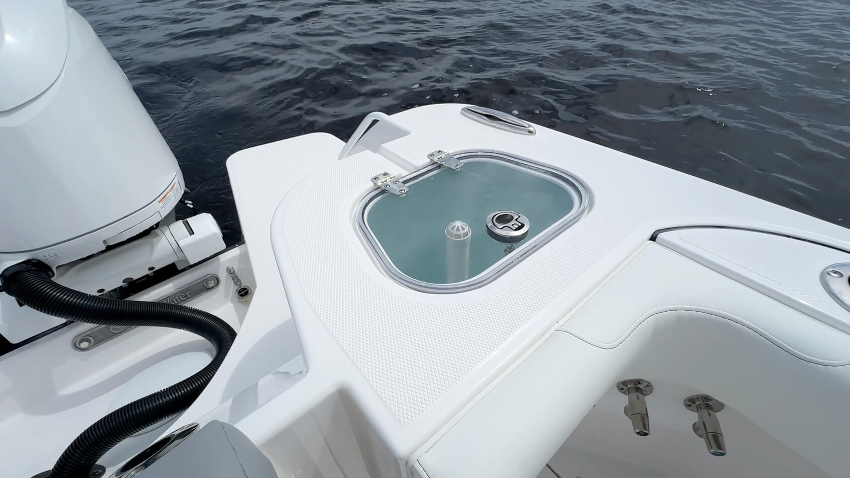 Edgewater 250 CC 28-gallon baitwell