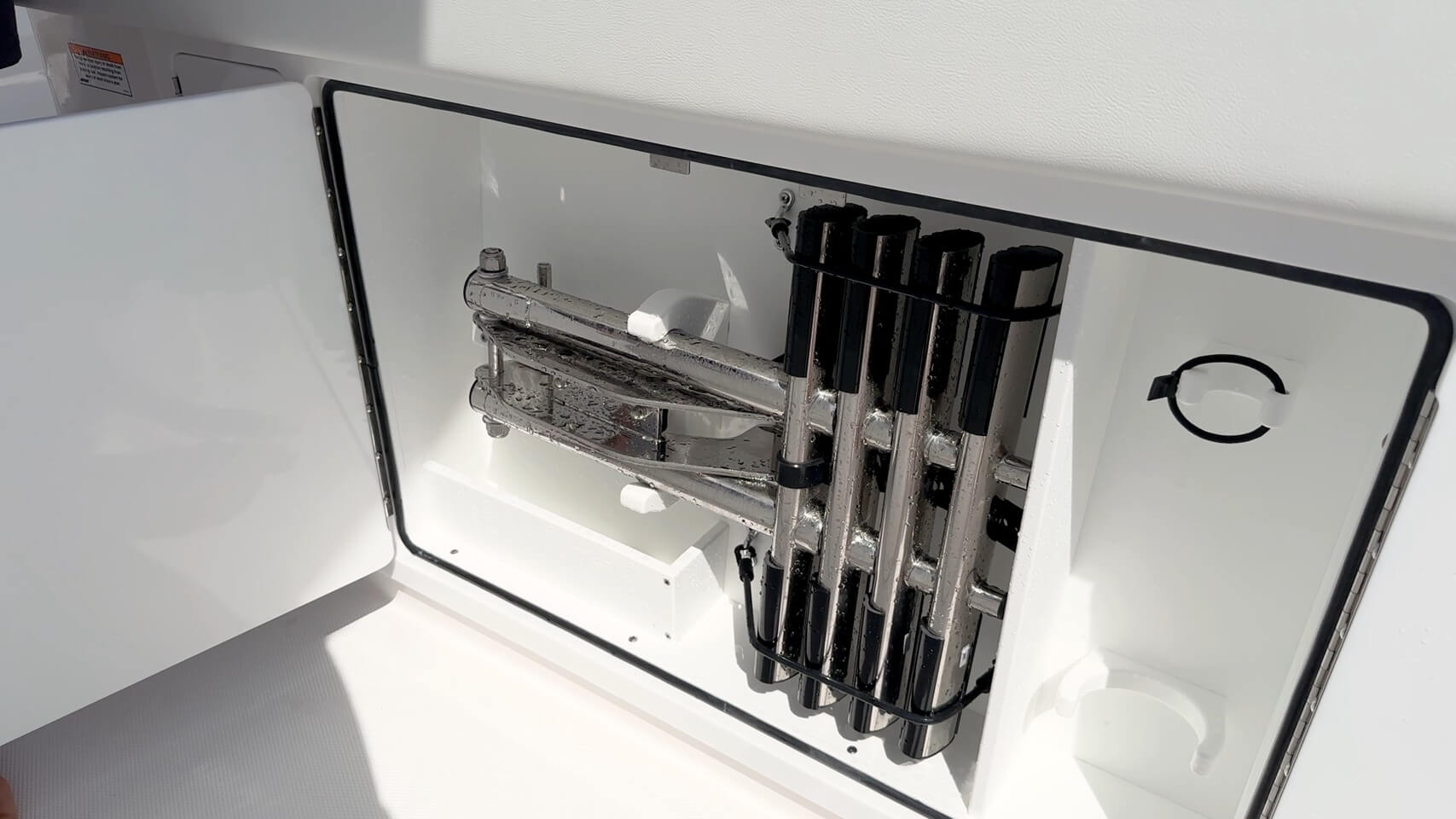 Edgewater 250 CC boarding ladder stored