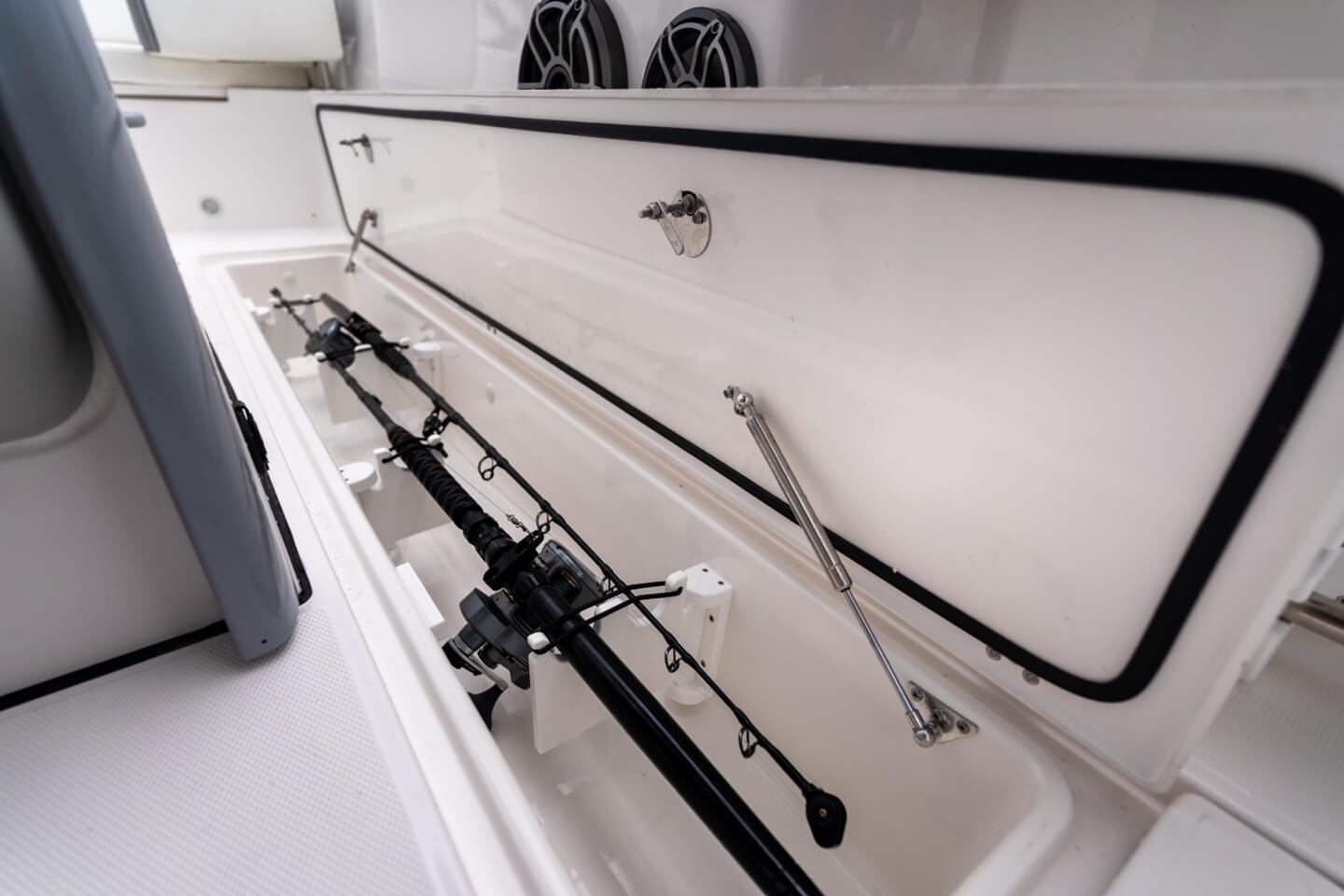 Edgewater 250 CC large, starboard, in-sole rod storage