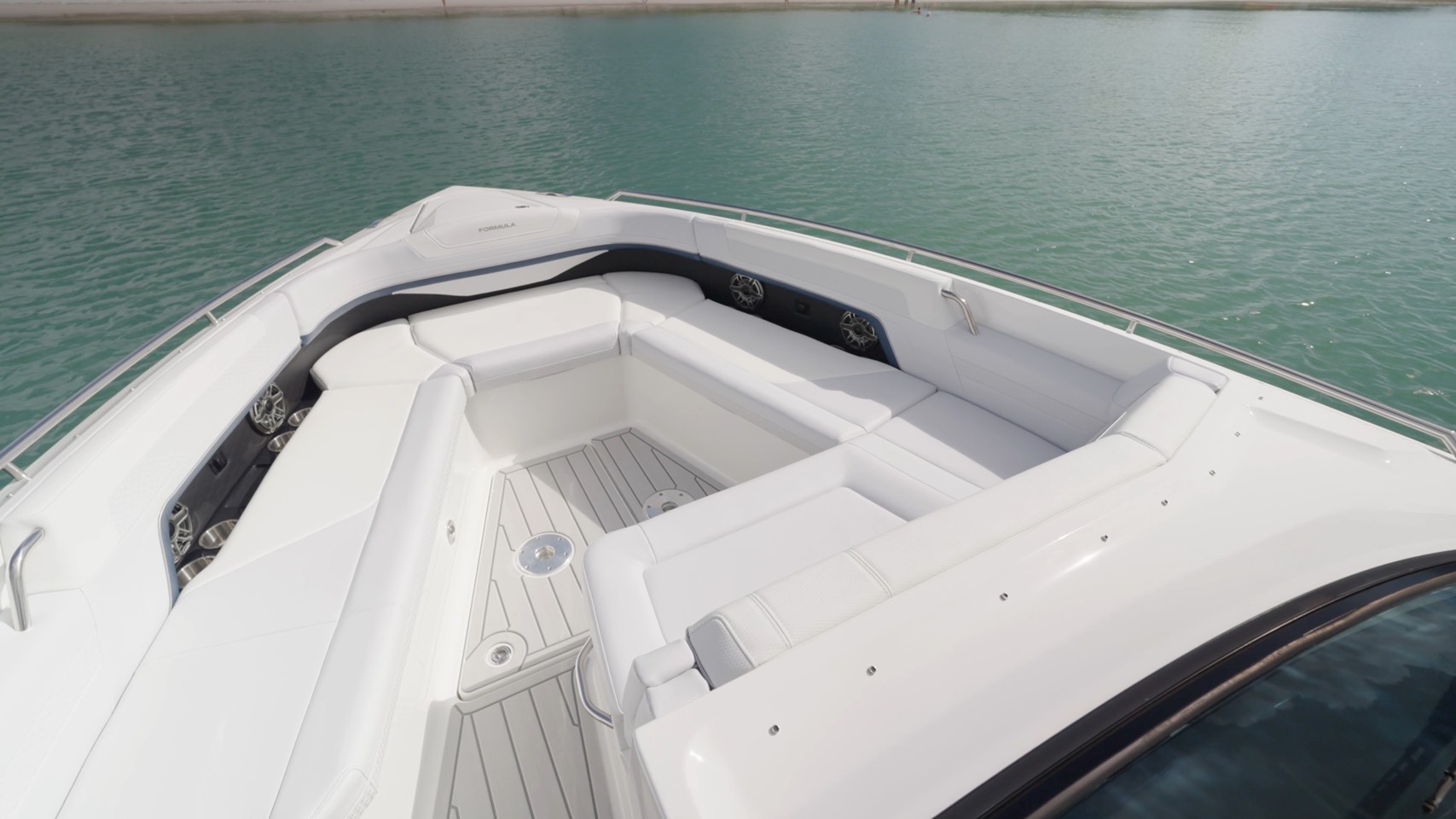 Formula 360 CBR OB bow