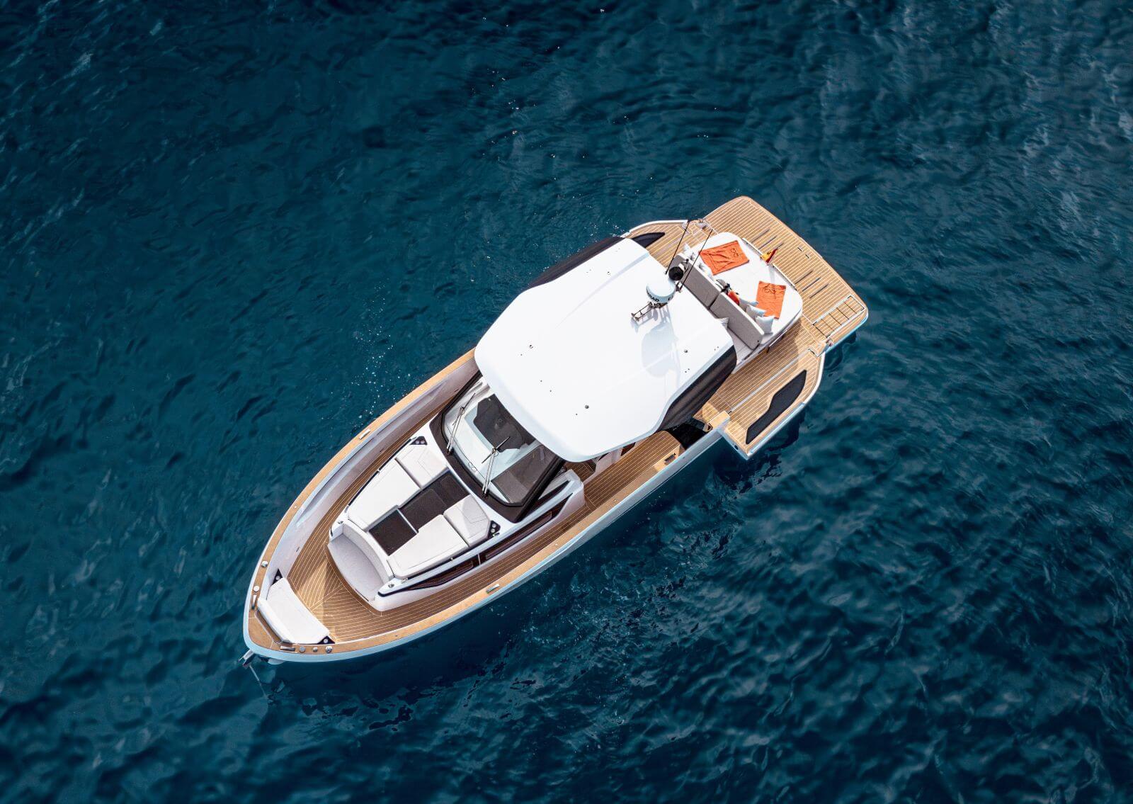 Level 43 ST overhead view on the water