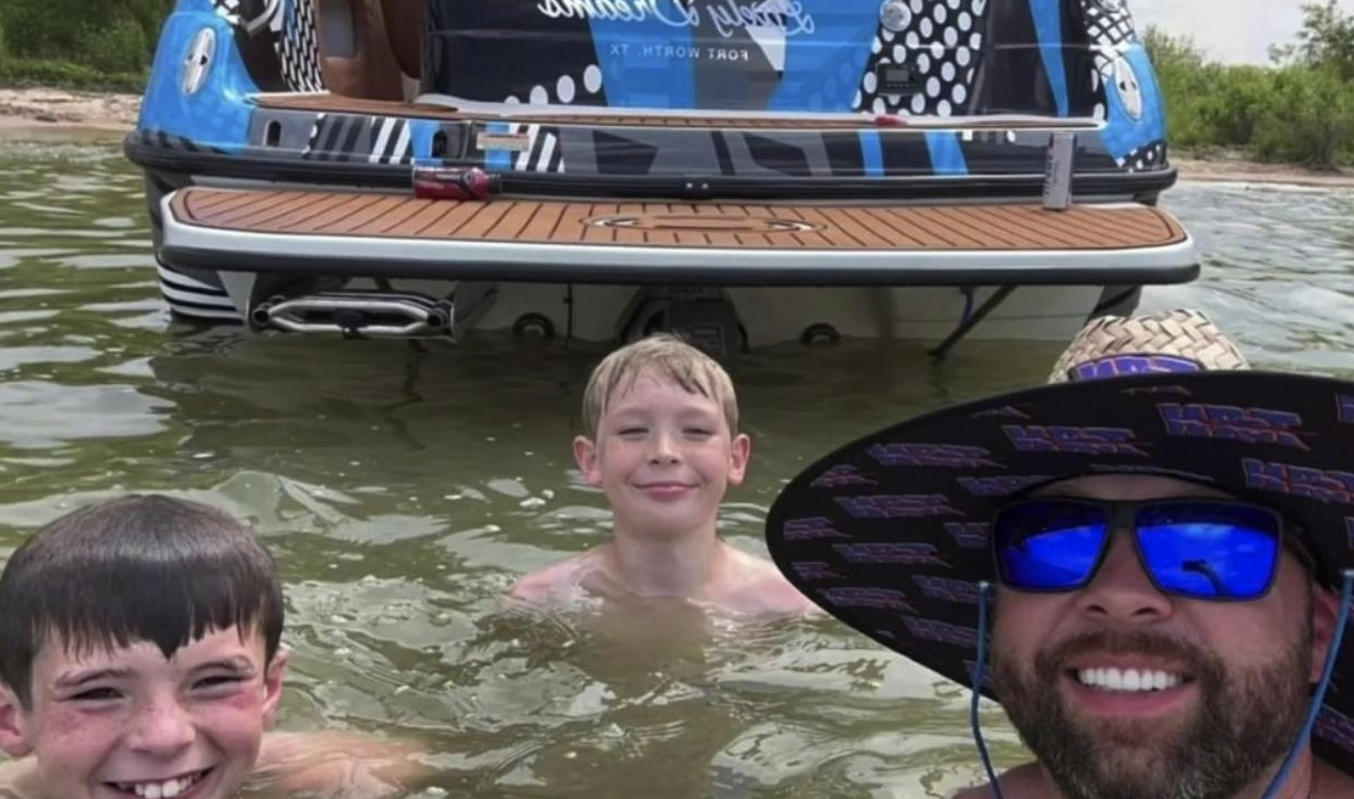 Accidents of the week, Boat Fire, Grounding, USCG, Drowinings, Rescue Efforts