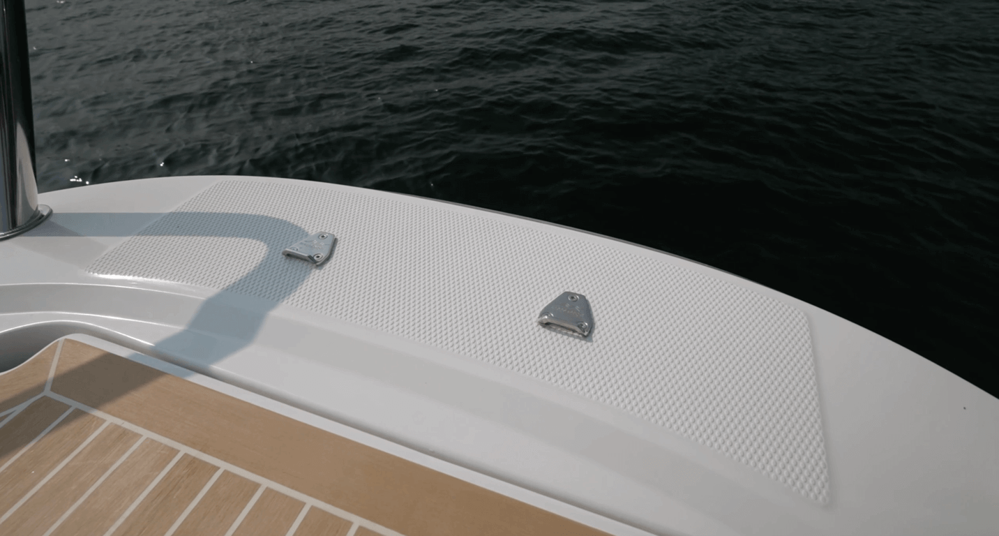 Nimbus W11 stainless mounts for optional bow ladder