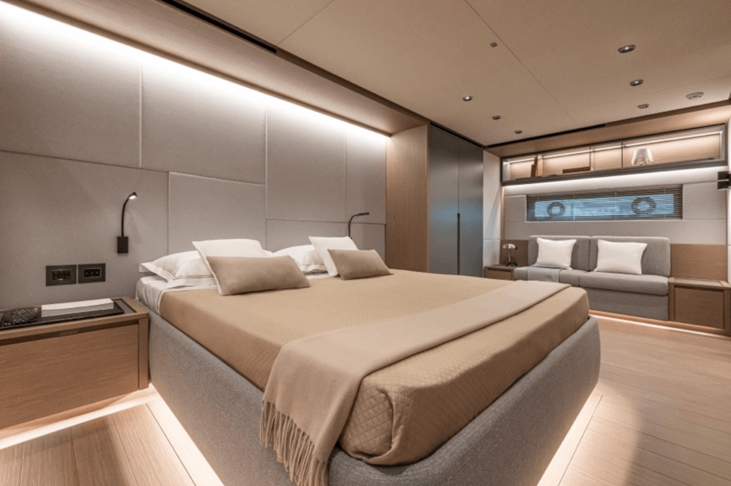 Pardo GT75 master stateroom