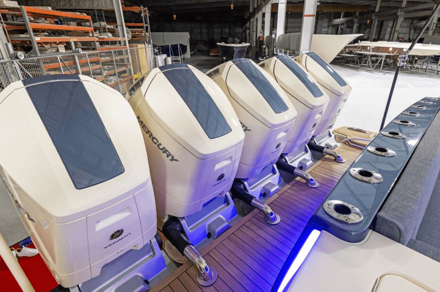 Scout 670 LXS transom