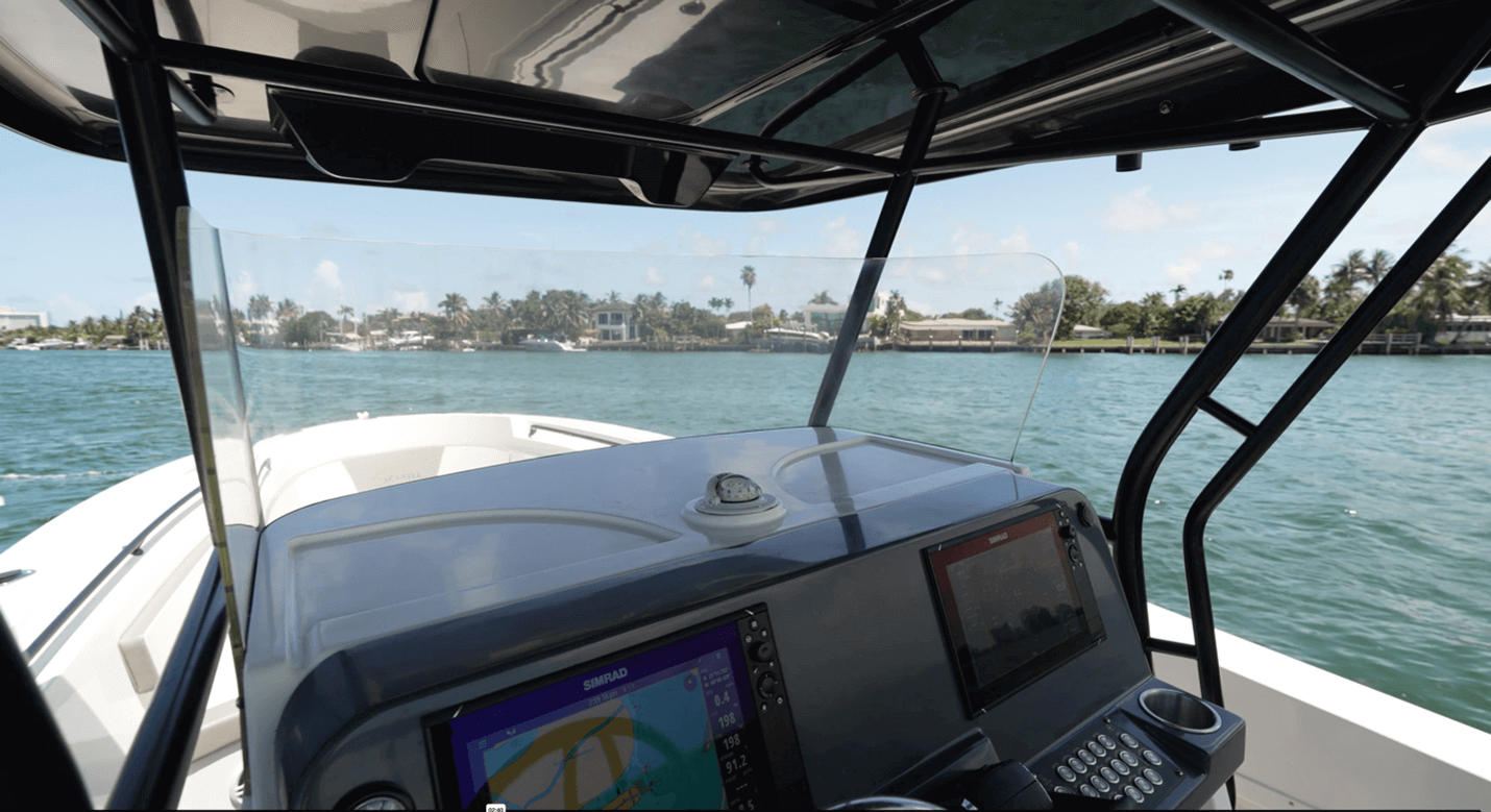 Seawell 290CC windshield