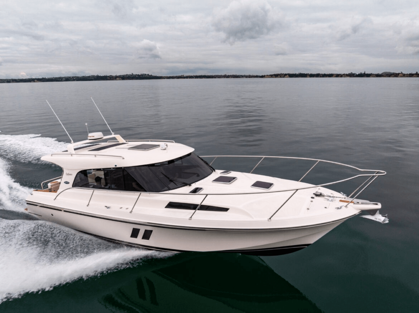 Superior 1200 Sports Sedan running