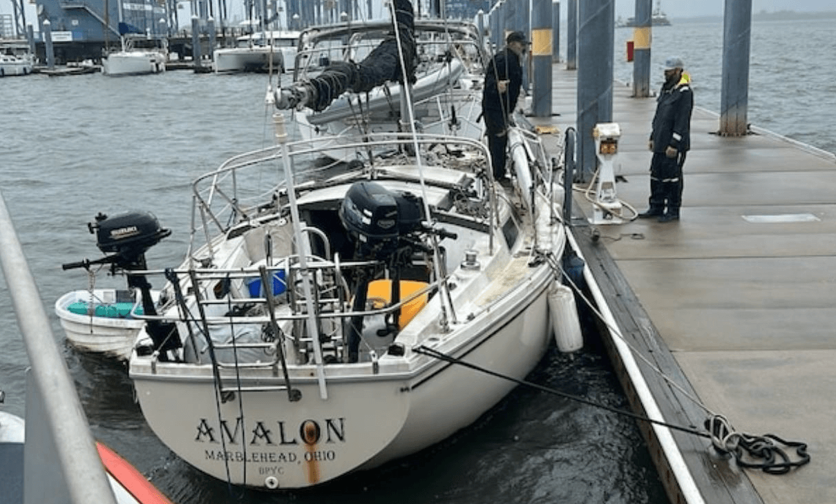 Accidents of the week, Boat Fire, Grounding, USCG, Drowinings, Rescue Efforts