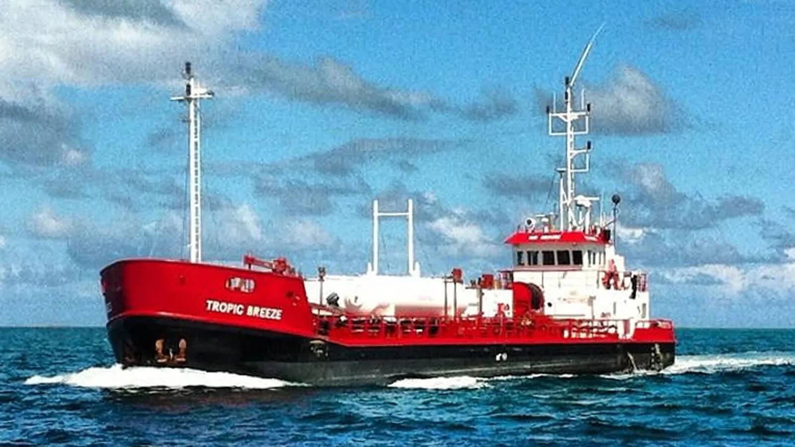 Tanker Tropical Breeze before collision with superyacht Utopia IV