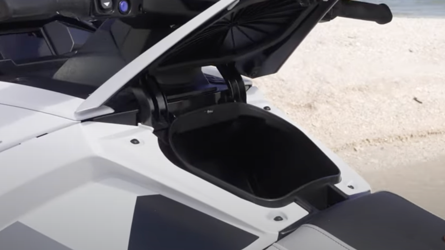 Yamaha VX Cruiser HO watertight storage compartment forward of the seat