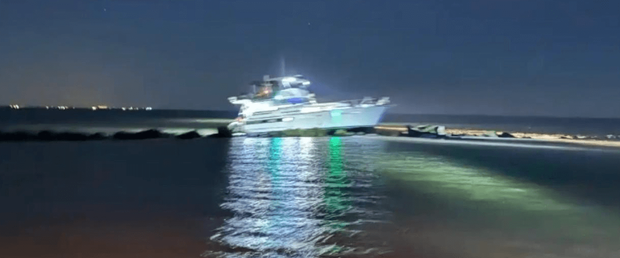 Accidents of the week, Boat Fire, Grounding, USCG, Drownings, Rescue Efforts