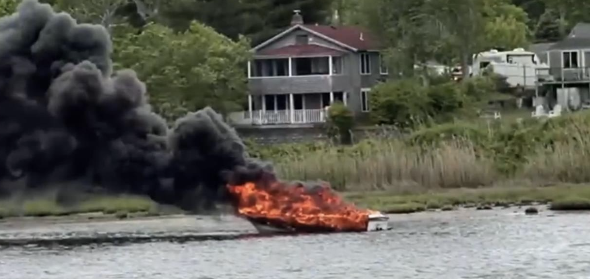 Accidents of the week, Boat Fire, Grounding, USCG, Drownings, Rescue Efforts