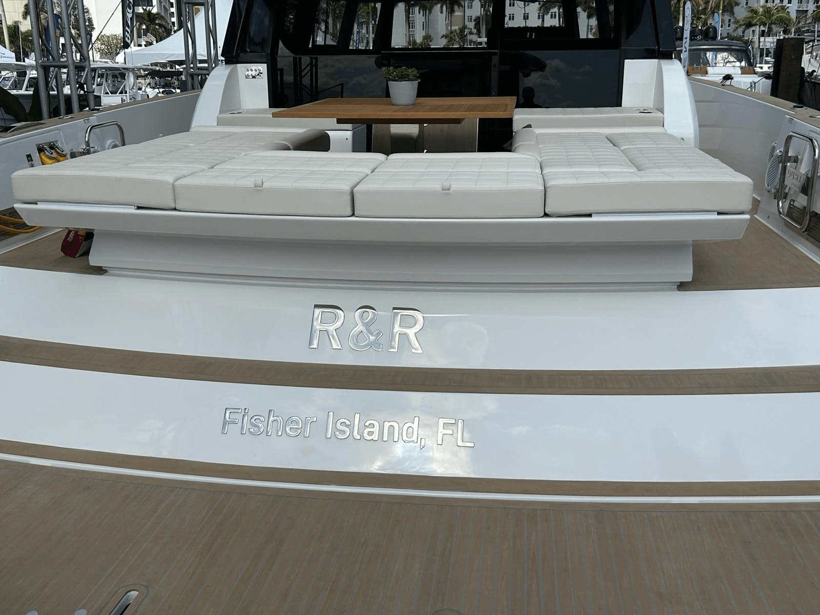 Boat Name - R&R