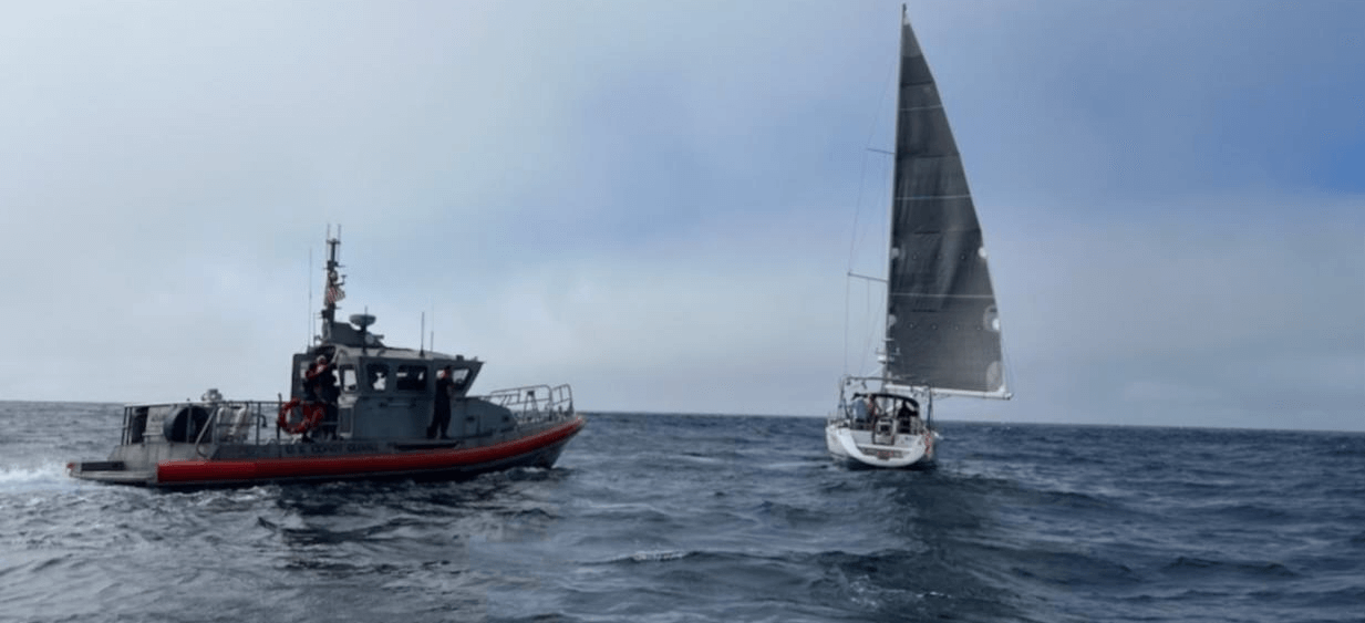Accidents of the week, Boat Fire, Grounding, USCG, Drowinings, Rescue Efforts