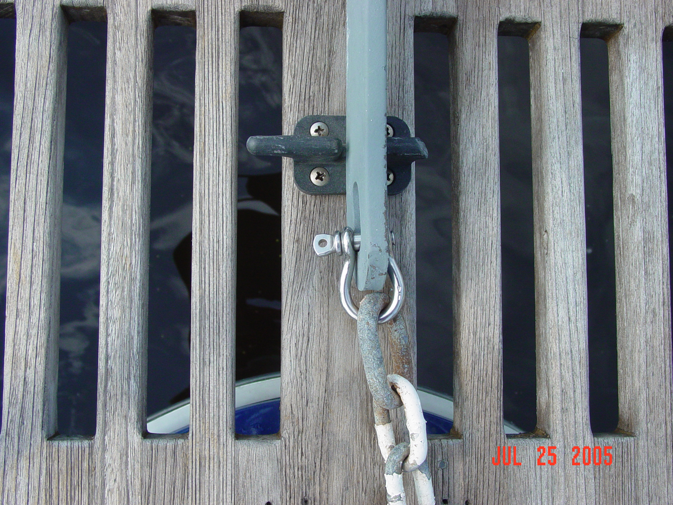 anchor shackle, mismatched shackle, anchor attachment