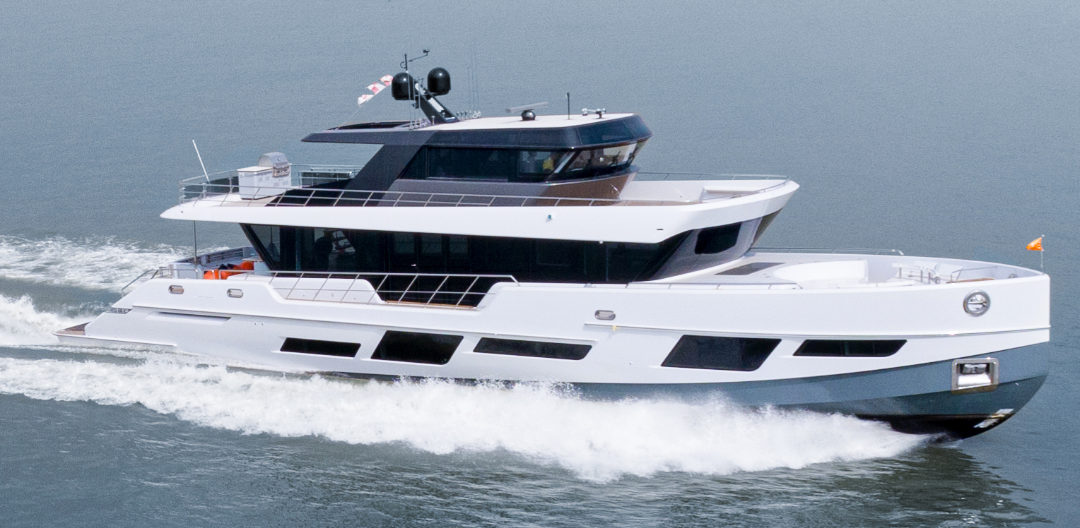 CL Yachts CLX96 sea trial, CL Yachts CLX96 running