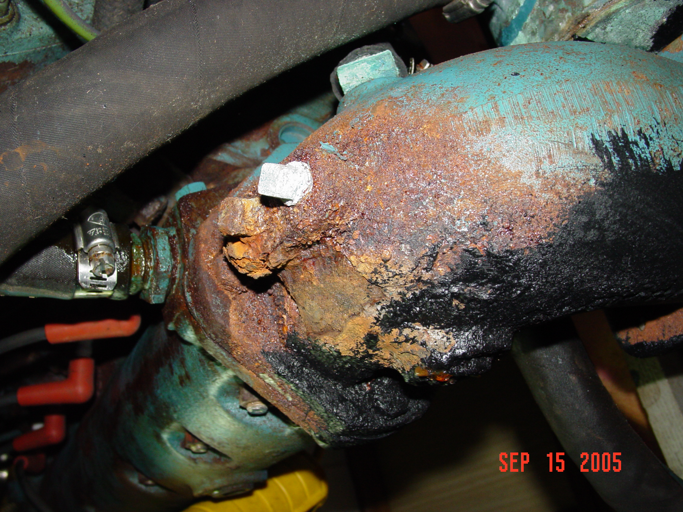 bad exhaust riser, marine exhaust corroded