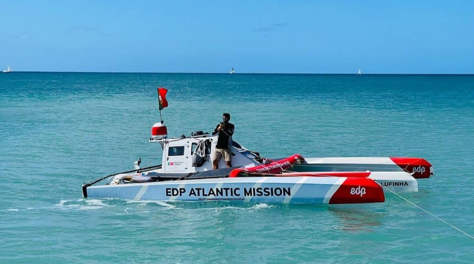 EDP Atlantic Mission, Transatlantic record, Portugese sailor
