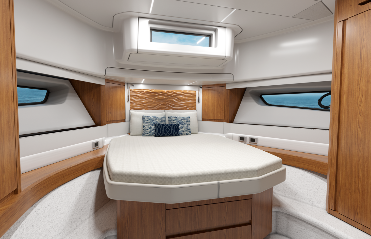 Tiara EX 60, VIP cabin, bow staterooom