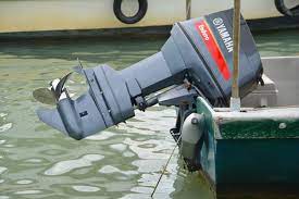 Outboard engine, Yamaha outboard, stainless-steel prop