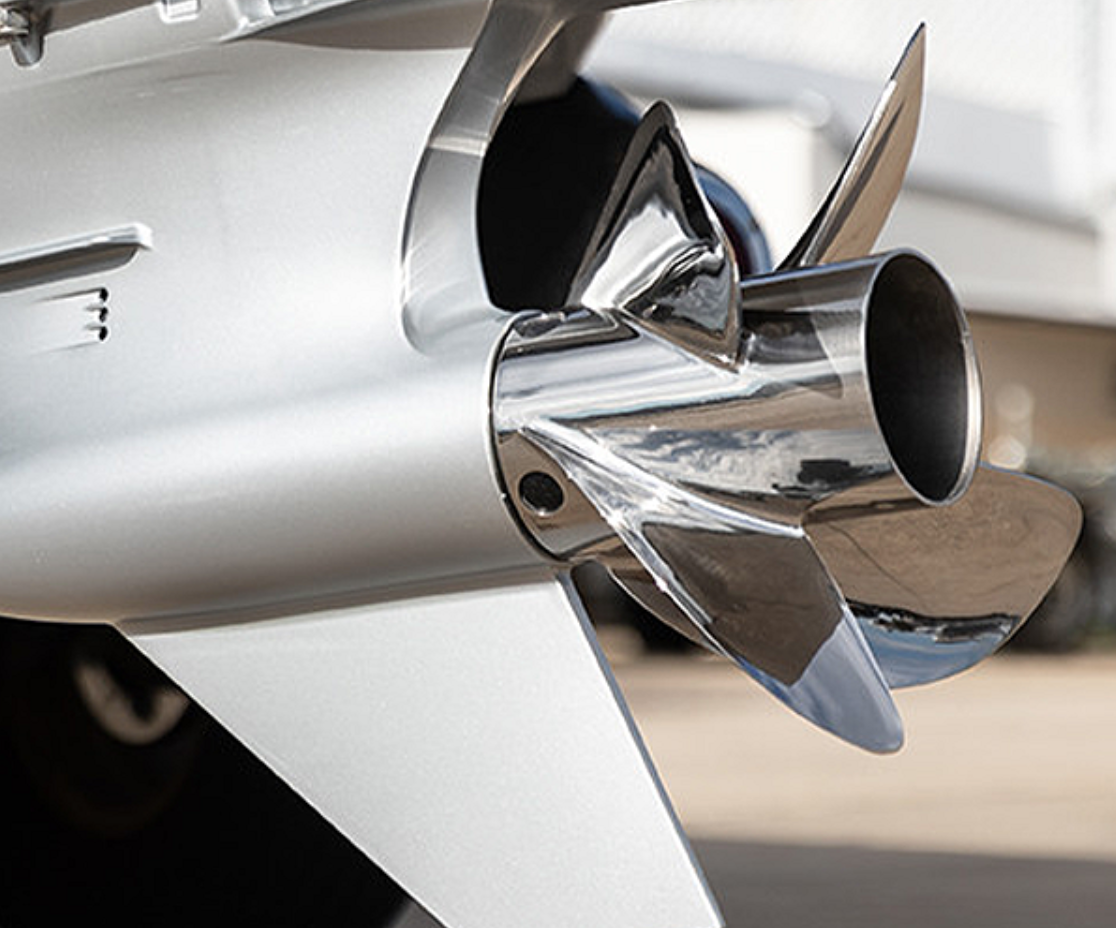 Mercury Rev 4, four-bladed propeller, stainless-steel prop
