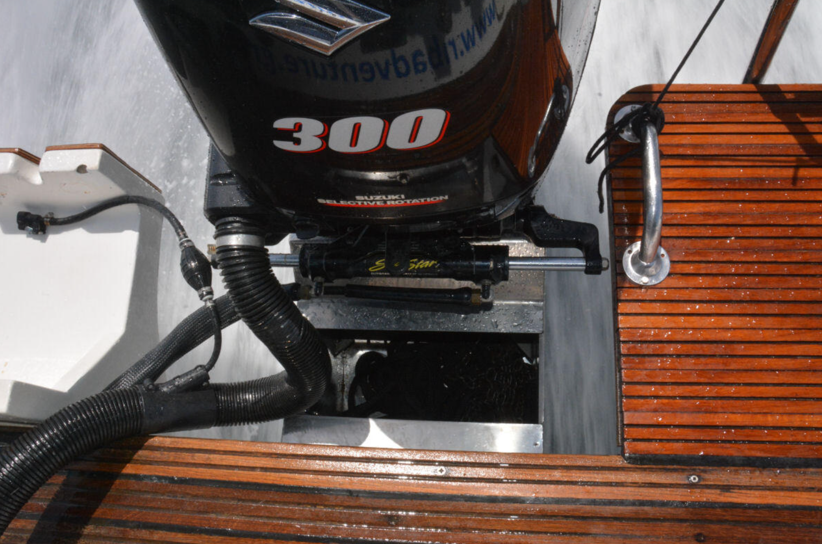 outboard bracket, outboard jack plate, Suzuki