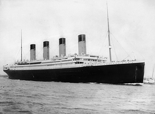 HMS Titanic, Titanic, cruise ship