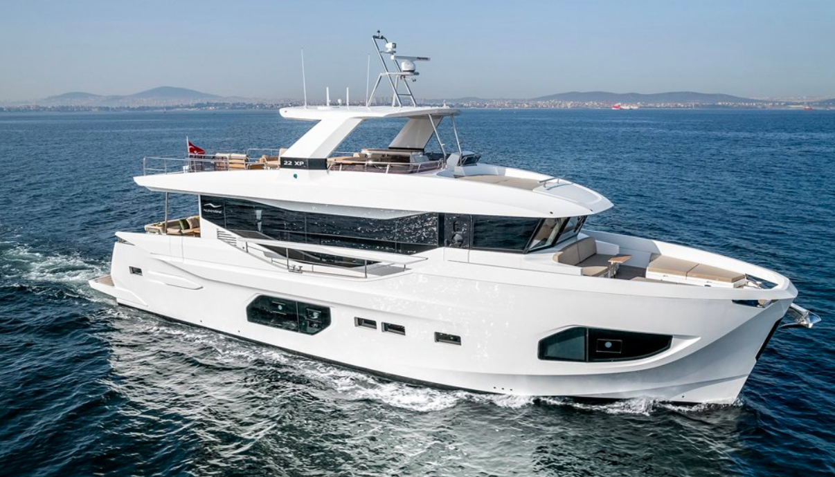 Numarine 22XP, new yacht, new launch