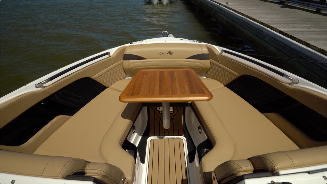 The bow seating of the Sea Ray SLX 260 outboard