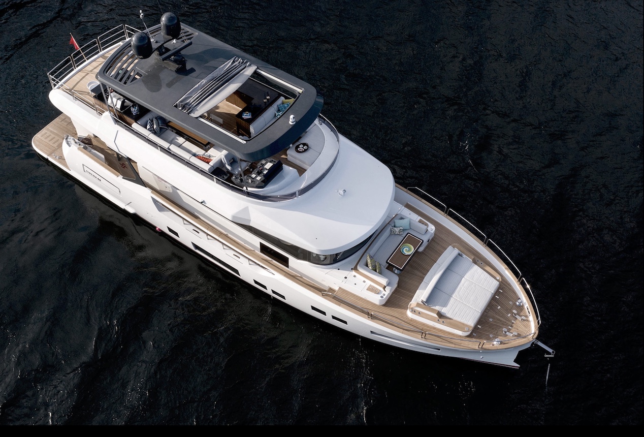overhead view of the Sirena 68
