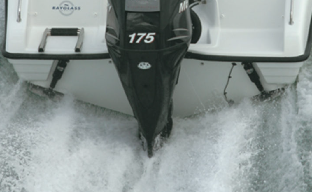 trim tabs, outboard powered boat, boat running