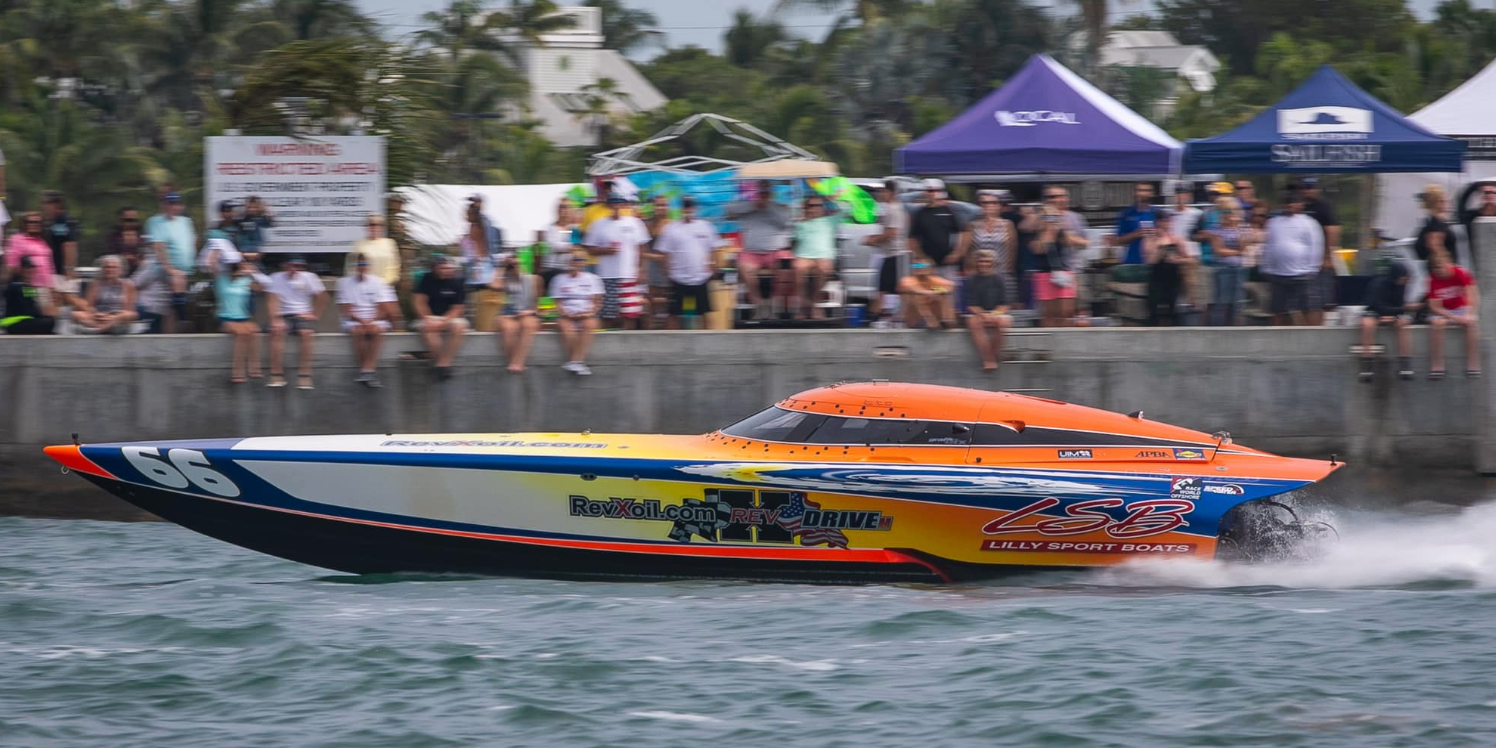 Offshore race boat, Extreme race boat, Brit Lilly