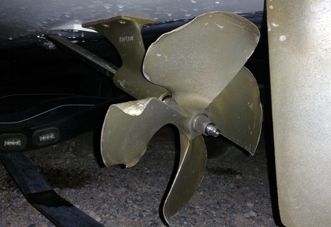 damage propellers.jpg