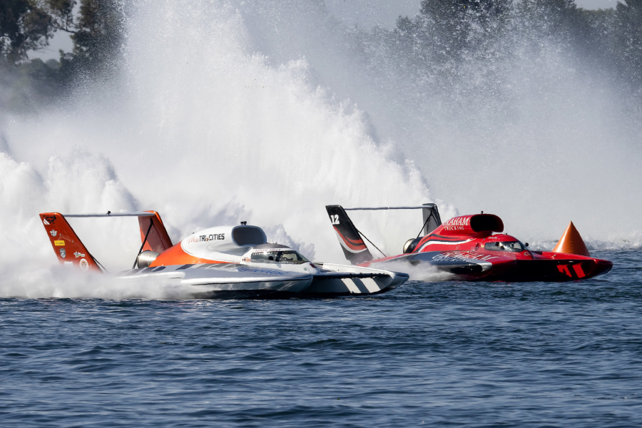 hydroplane racing boats