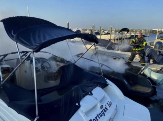 Accidents, Boat Wrecks, MOB, Crew Save, USCG, Sailors Stranded, Left at Sea