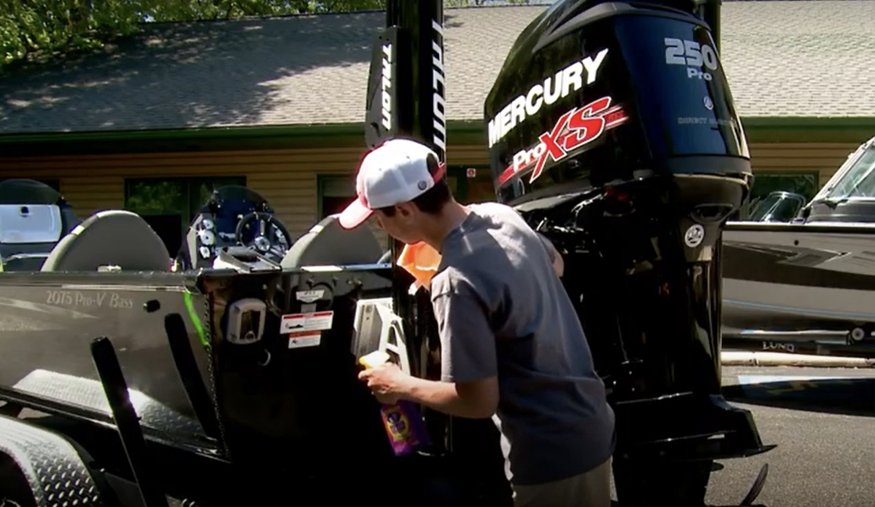 Maintenance, Cleaning, Removing Hard Water, Mercury Marine, How-To Video